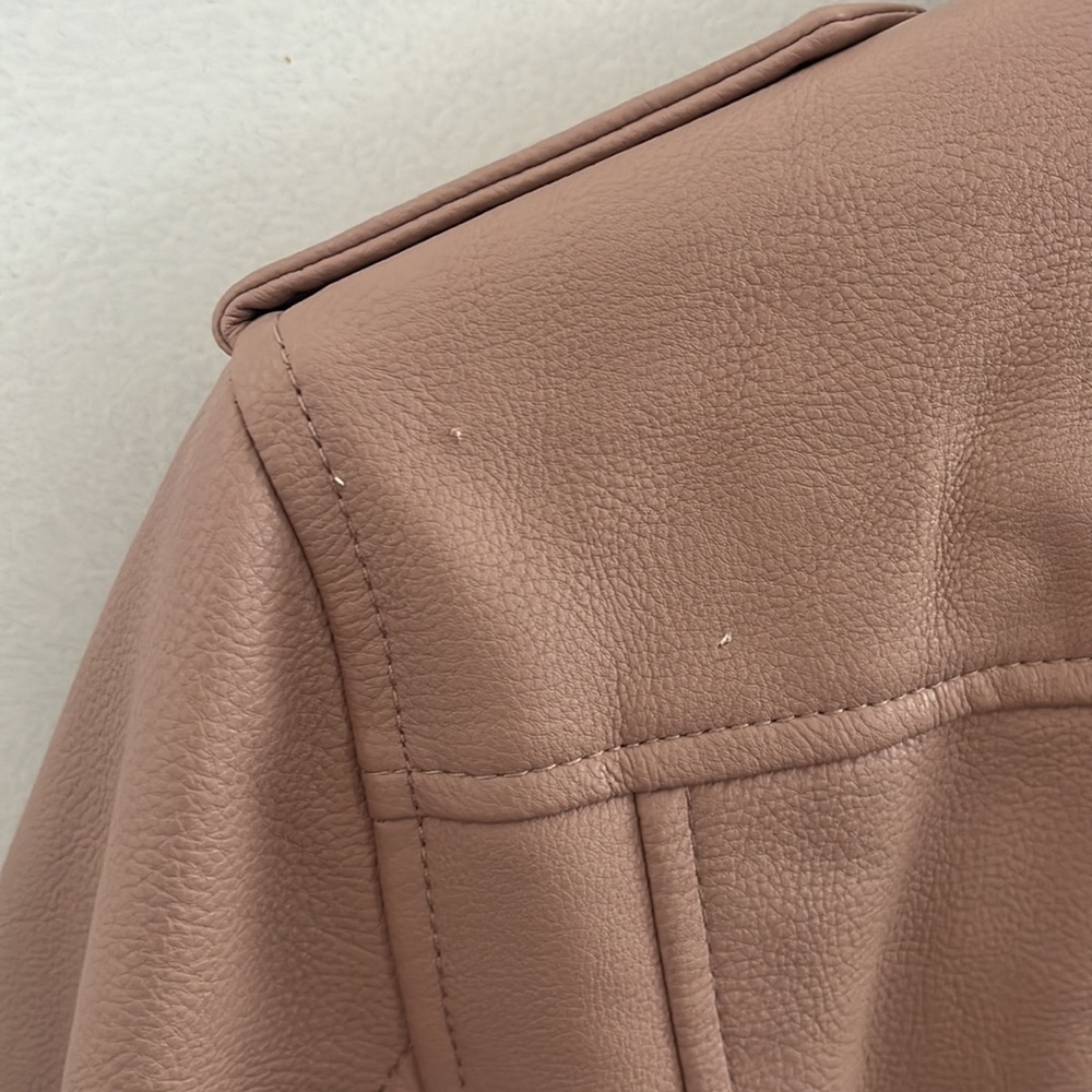 Pink leather jacket from Loft - Picture 4 of 5